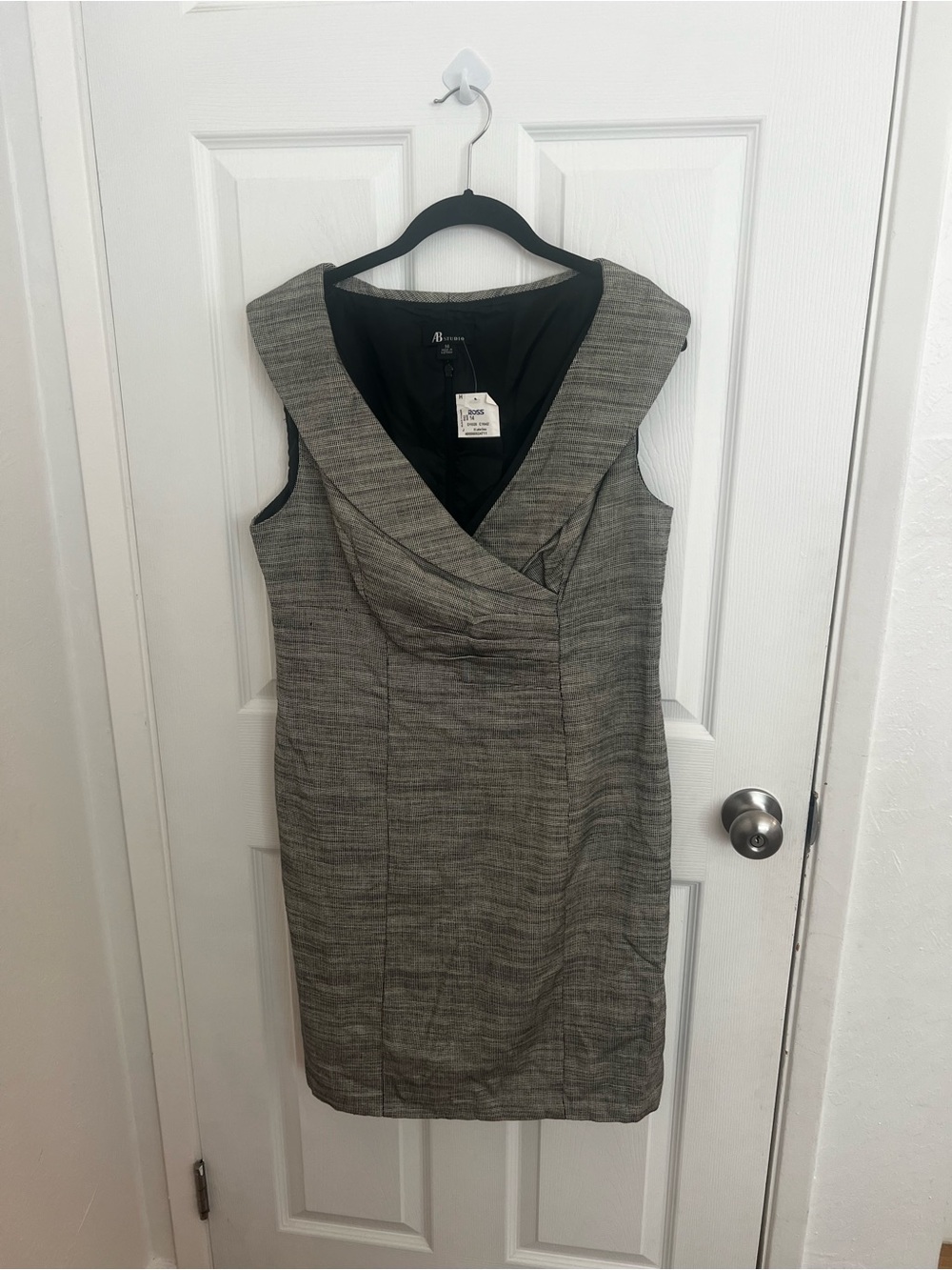 AB‎ Studio Gray Sleeveless V-Neck Sheath Dress